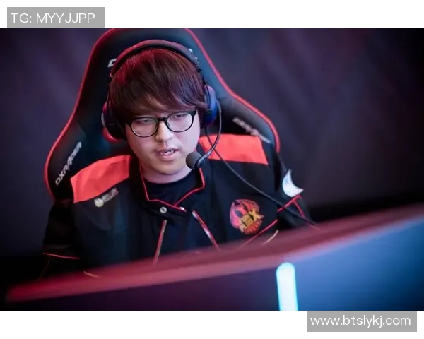 深入分析FPX在S15电竞总决赛中的战术意识与决策能力